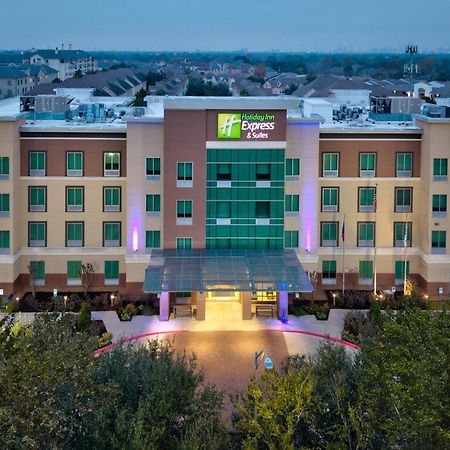 Holiday Inn Express & Suites Houston S - Medical Ctr Area By Ihg Exterior photo