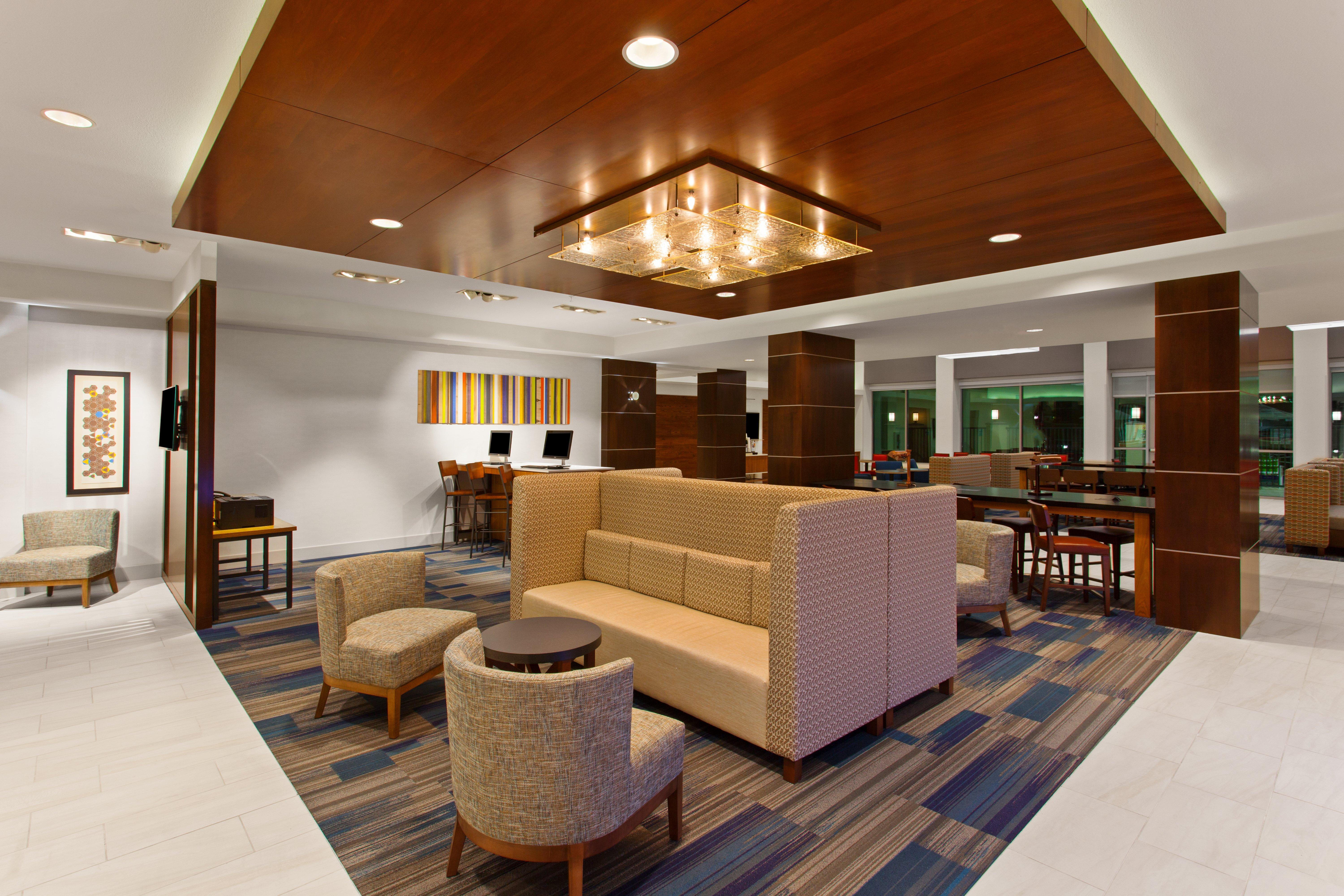 Holiday Inn Express & Suites Houston S - Medical Ctr Area By Ihg Exterior photo