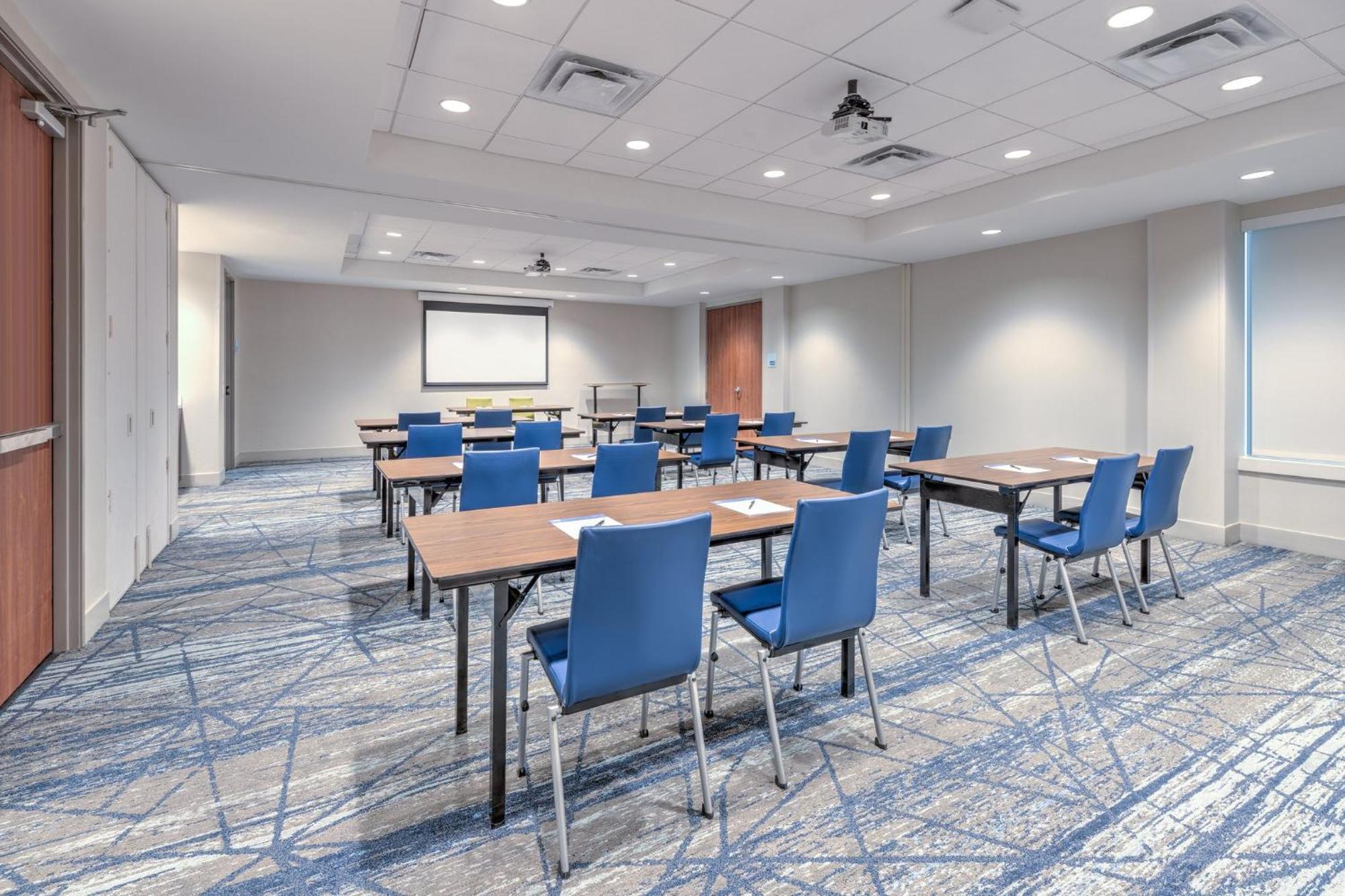 Holiday Inn Express & Suites Houston S - Medical Ctr Area By Ihg Exterior photo