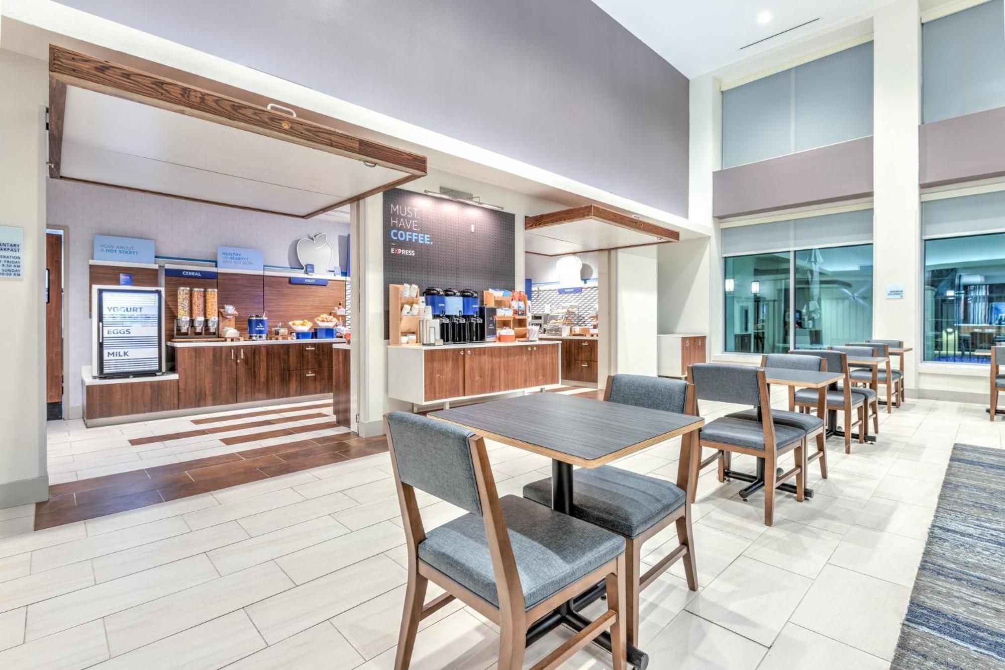 Holiday Inn Express & Suites Houston S - Medical Ctr Area By Ihg Exterior photo